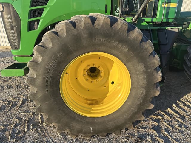 Image of John Deere 9530 equipment image 4