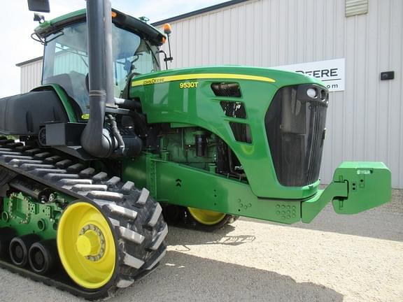Image of John Deere 9530T equipment image 3