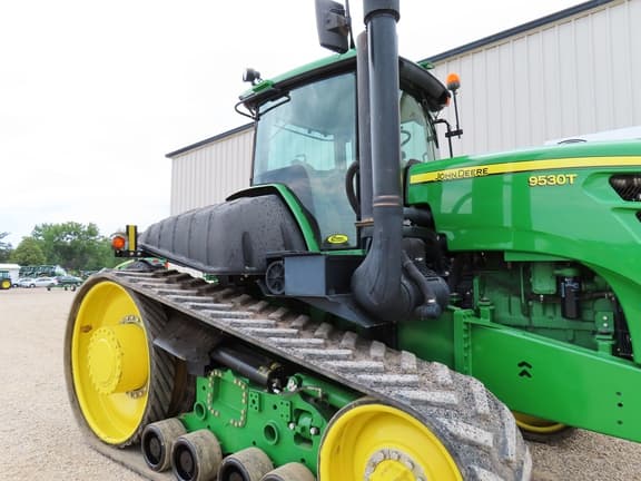 Image of John Deere 9530T equipment image 2
