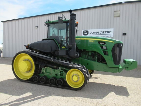 2008 John Deere 9530T Equipment Image0