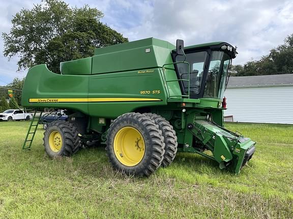 Image of John Deere 9570 STS equipment image 2