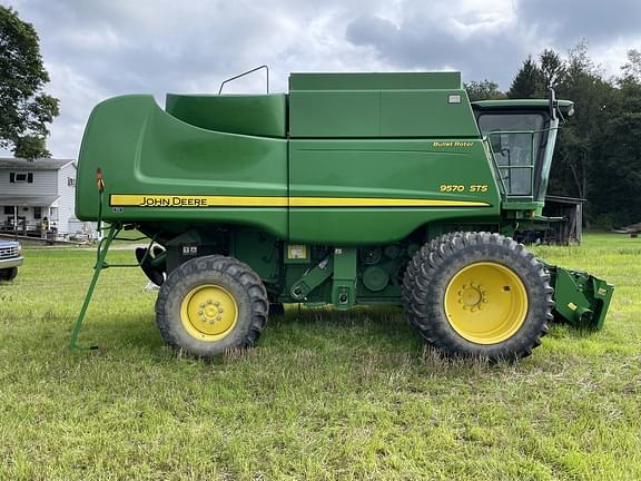 Image of John Deere 9570 STS equipment image 3