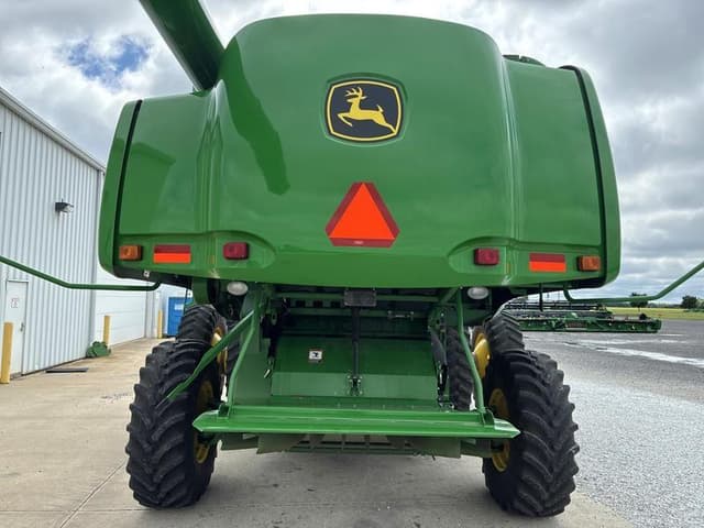 Image of John Deere 9570 STS equipment image 4