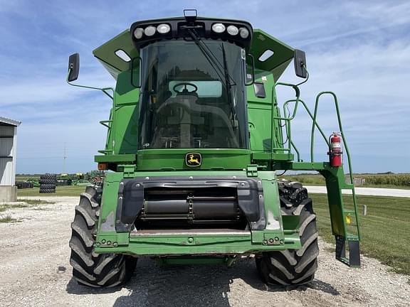 Image of John Deere 9570 STS equipment image 1