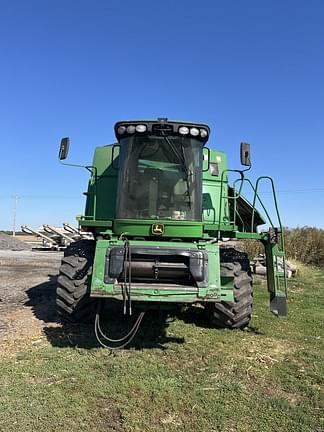 Image of John Deere 9570 STS equipment image 1