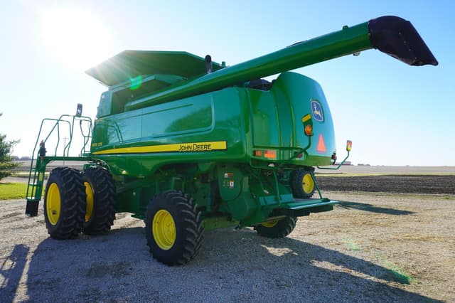 Image of John Deere 9570 STS equipment image 4