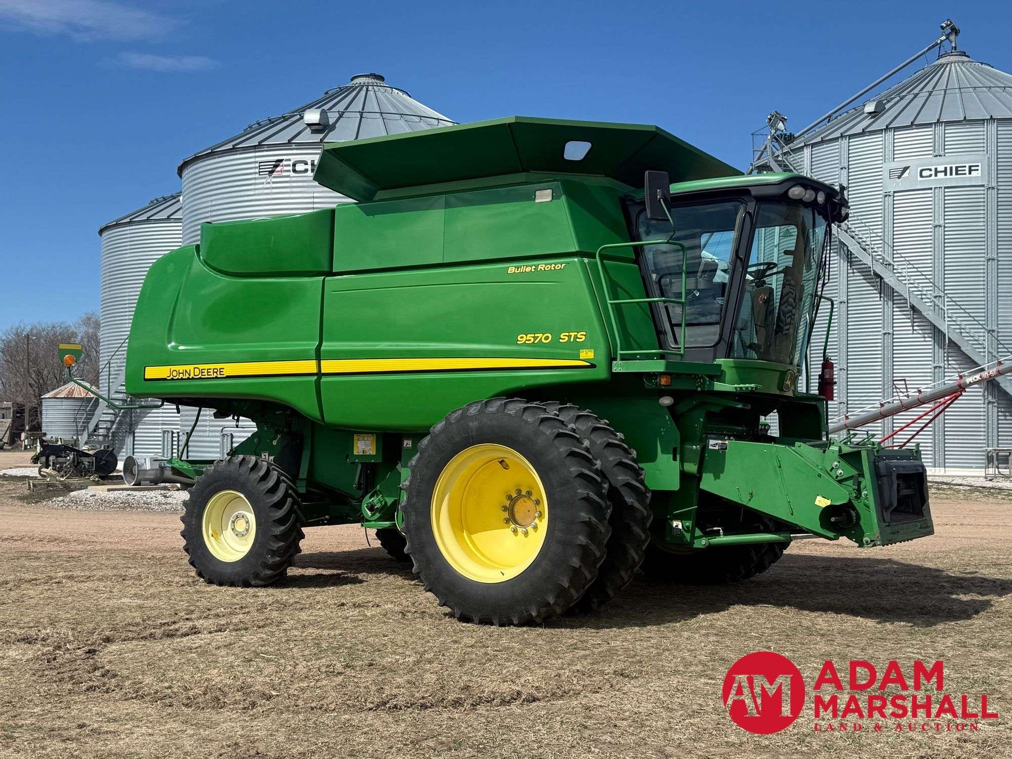 2008 John Deere 9570 STS Equipment Image0