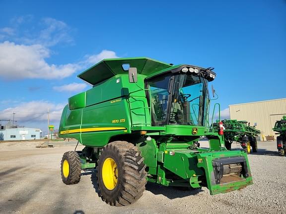 Image of John Deere 9570 STS equipment image 3