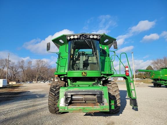 Image of John Deere 9570 STS equipment image 2