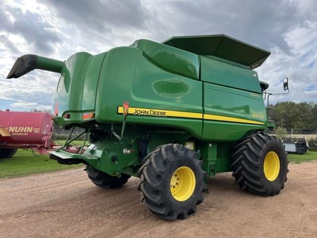 Image of John Deere 9570 STS equipment image 4