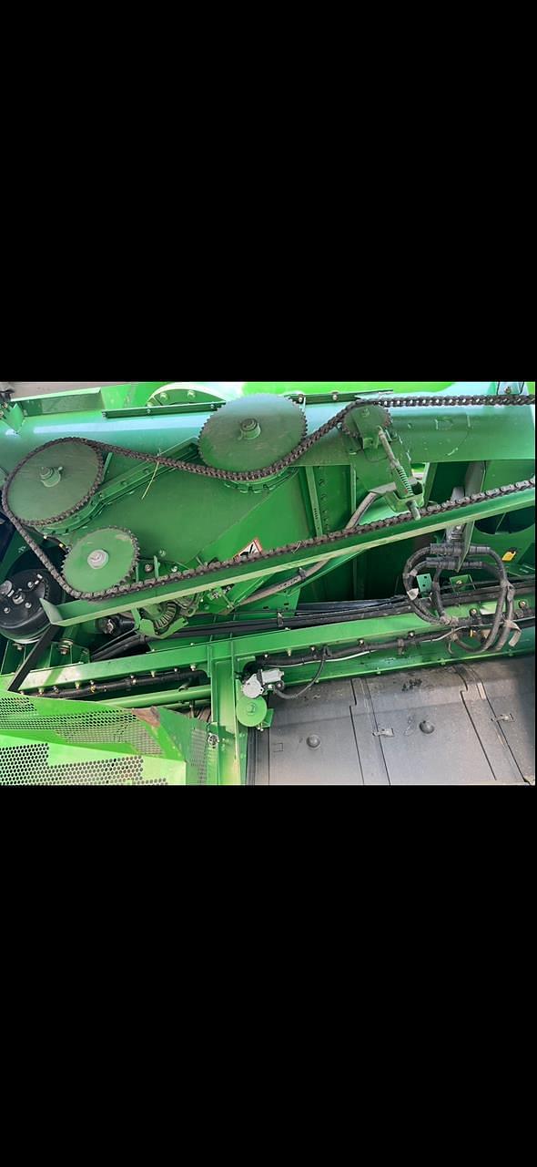 Image of John Deere 9670 STS equipment image 4