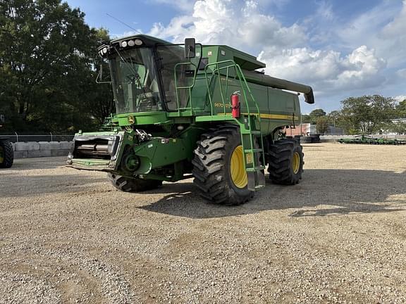 Image of John Deere 9670 STS equipment image 1