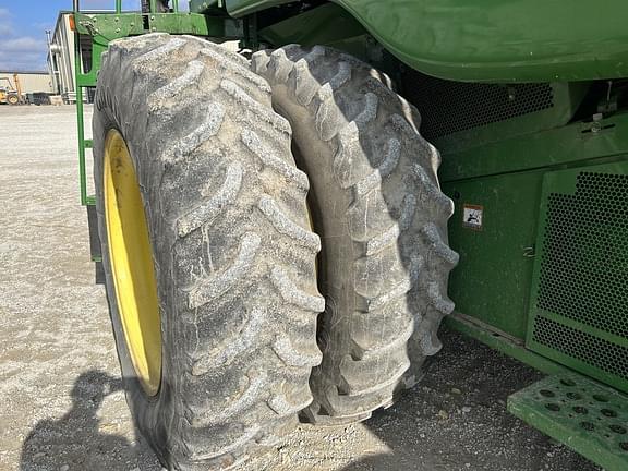 Image of John Deere 9670 STS equipment image 3