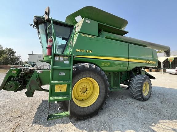 Image of John Deere 9670 STS Primary image