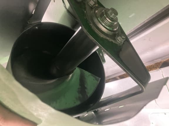 Image of John Deere 9670 STS equipment image 1