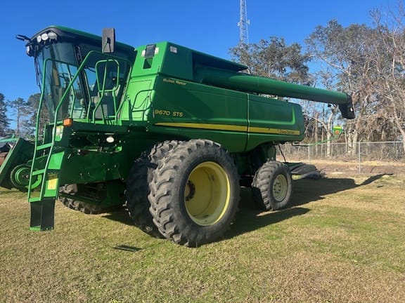 2008 John Deere 9670 STS Equipment Image0