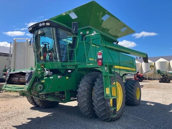 Image of John Deere 9670 STS equipment image 3