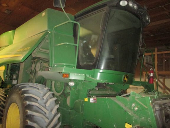 2008 John Deere 9670 STS Equipment Image0