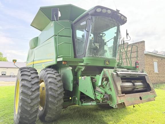 Image of John Deere 9670 STS equipment image 4