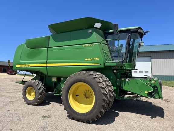 Image of John Deere 9670 STS Primary image
