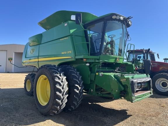 Image of John Deere 9670 STS equipment image 1