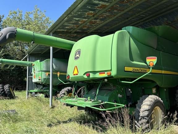 Image of John Deere 9670 STS equipment image 1