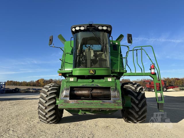 Image of John Deere 9670 STS equipment image 2