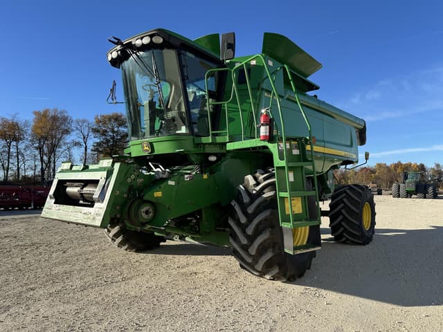 Image of John Deere 9670 STS equipment image 1