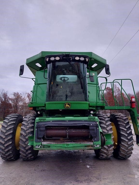 Image of John Deere 9770 STS equipment image 1