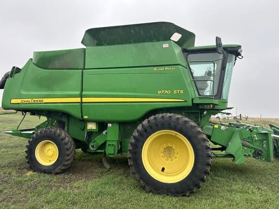 Image of John Deere 9770 STS Primary image