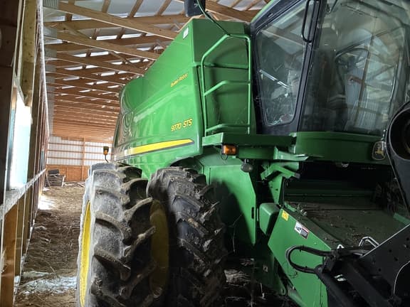 Image of John Deere 9770 STS equipment image 1