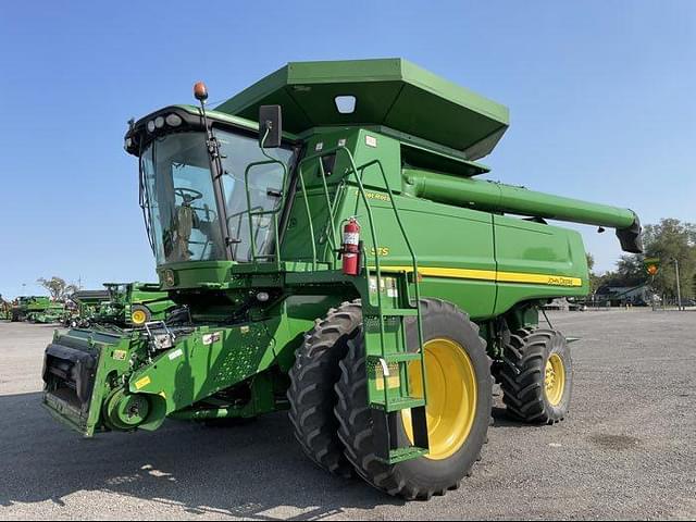 Image of John Deere 9770 STS equipment image 1