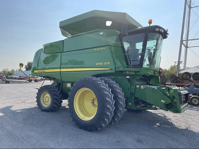 Image of John Deere 9770 STS Primary image