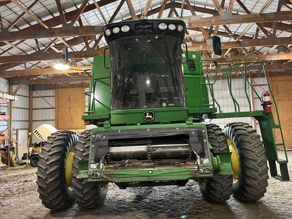 Image of John Deere 9770 STS equipment image 1