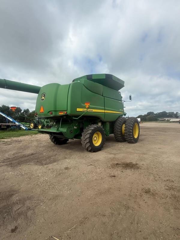 Image of John Deere 9770 STS equipment image 2