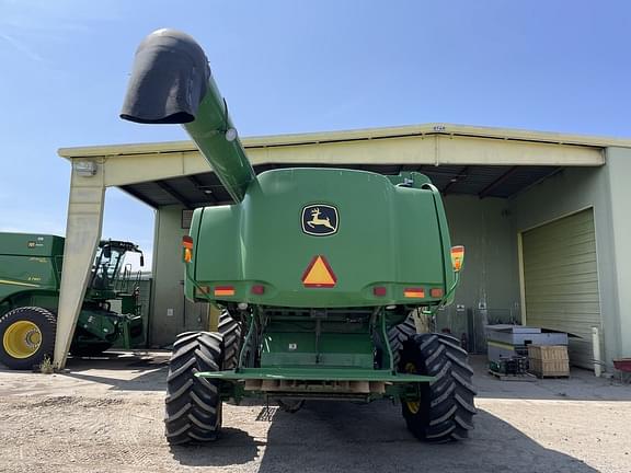 Image of John Deere 9770 STS equipment image 4