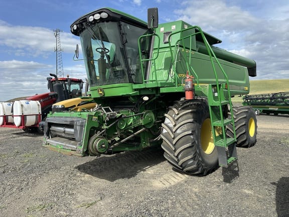 Main image John Deere 9770 STS