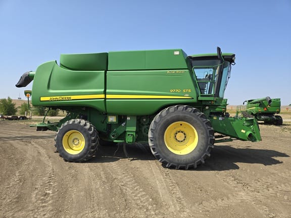 Main image John Deere 9770 STS