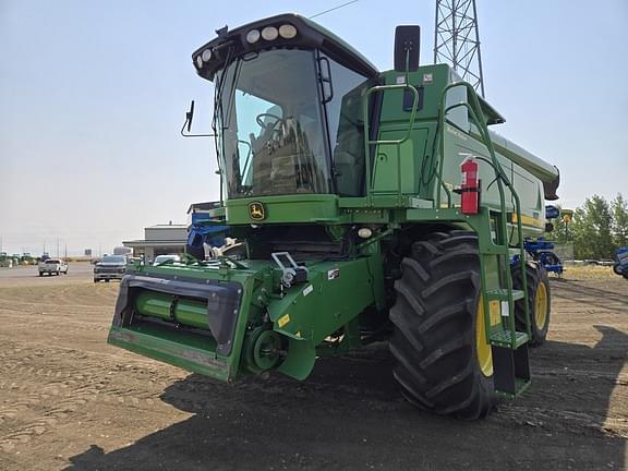 Image of John Deere 9770 STS equipment image 2