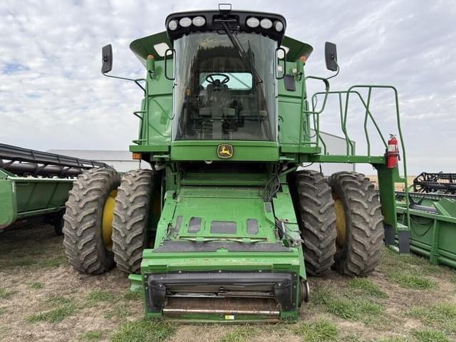 Image of John Deere 9770 STS equipment image 1
