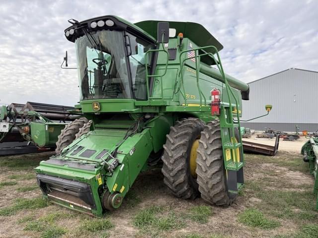 Image of John Deere 9770 STS equipment image 2