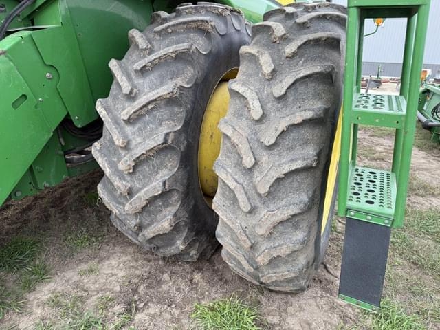 Image of John Deere 9770 STS equipment image 3