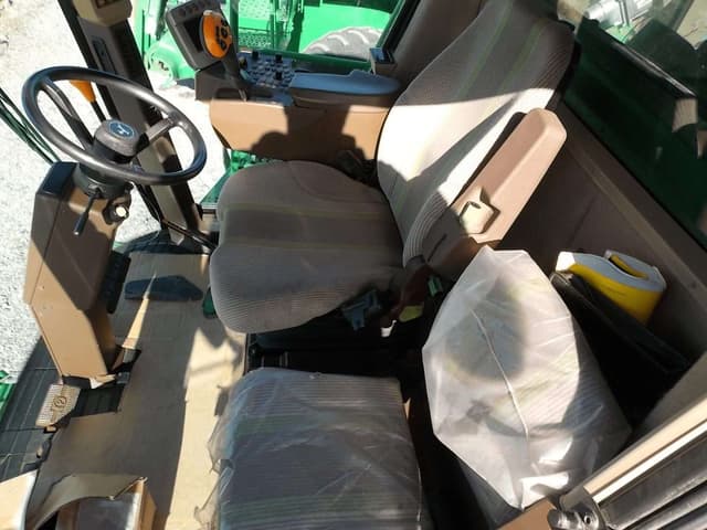 Image of John Deere 9770 STS equipment image 3