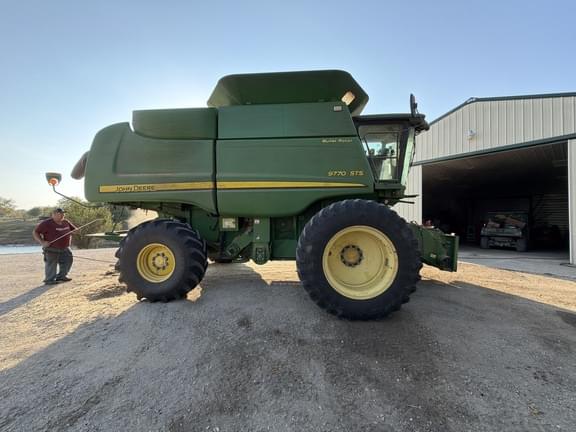 Image of John Deere 9770 STS Primary image