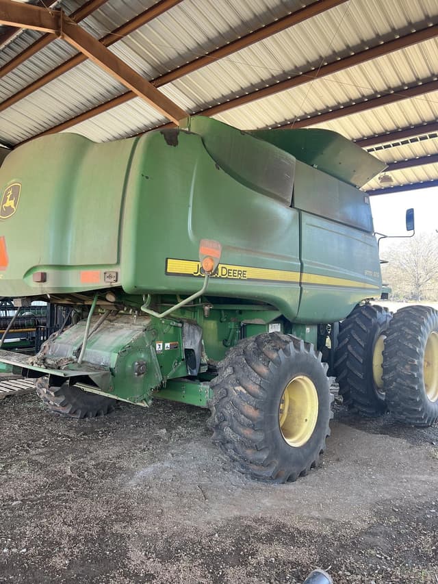 Image of John Deere 9770 STS equipment image 3
