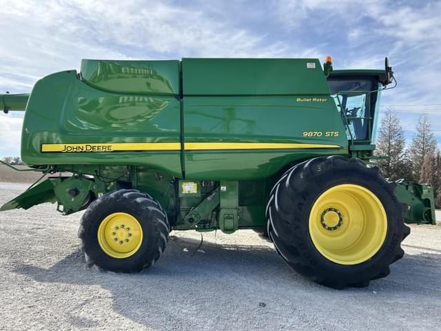 Image of John Deere 9870 STS equipment image 4