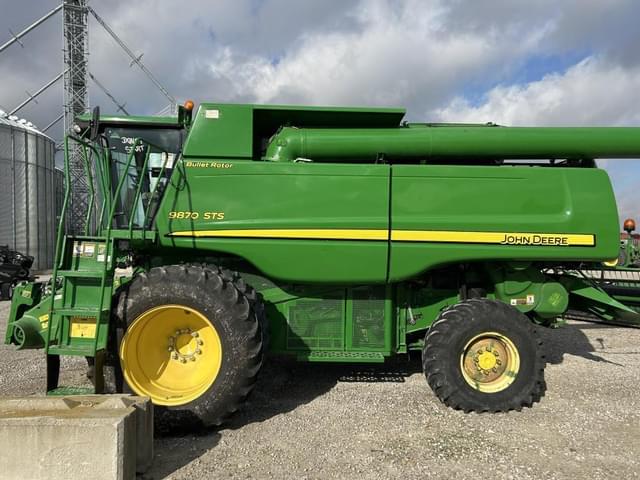 Image of John Deere 9870 STS equipment image 1