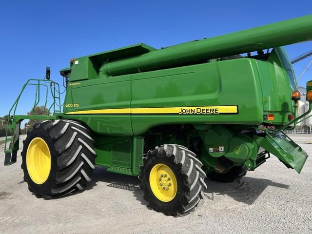 Image of John Deere 9870 STS equipment image 2