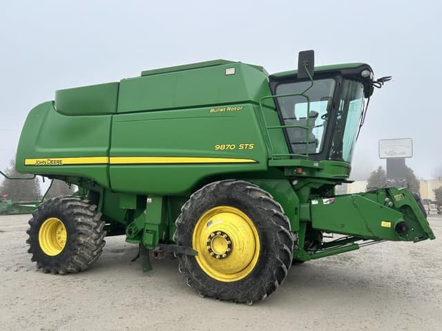 Image of John Deere 9870 STS equipment image 1