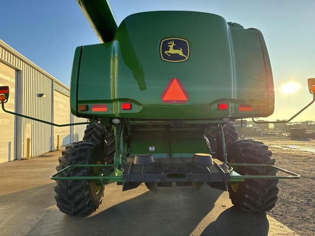 Image of John Deere 9870 STS equipment image 4